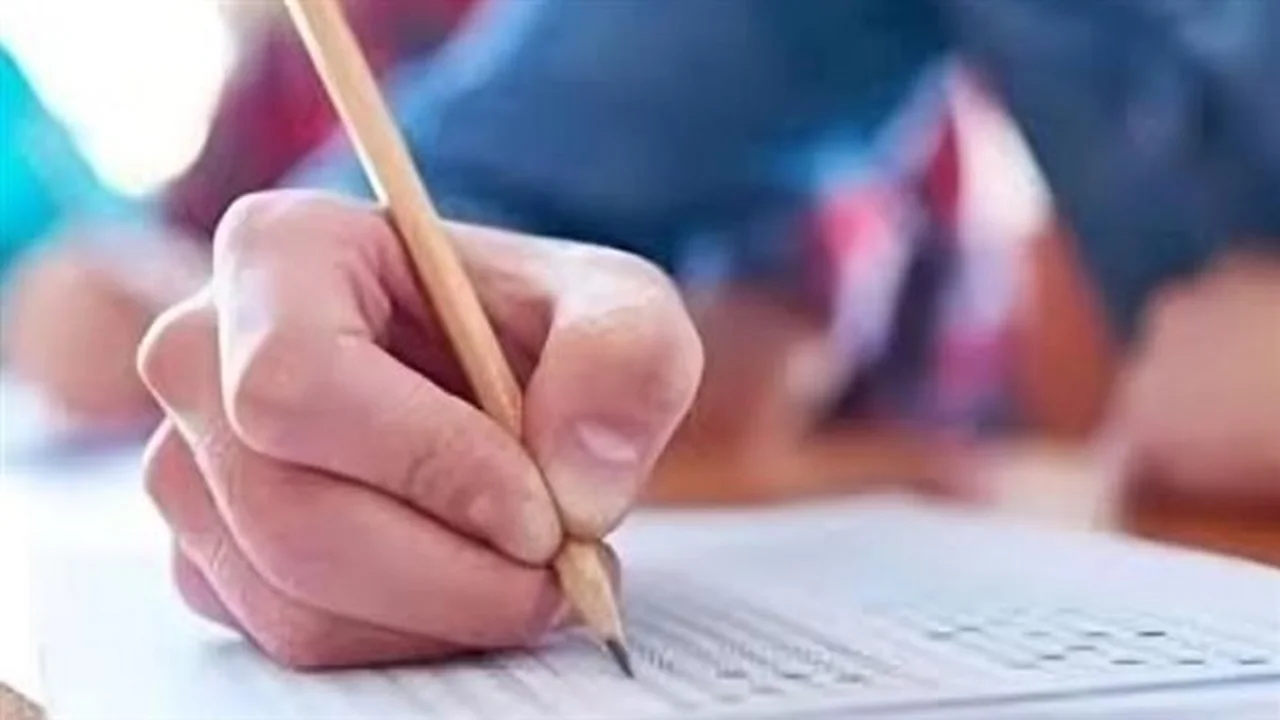 امتحانات الثانوية العامة 2026 تبدأ اليوم باختبار اللغة العربية